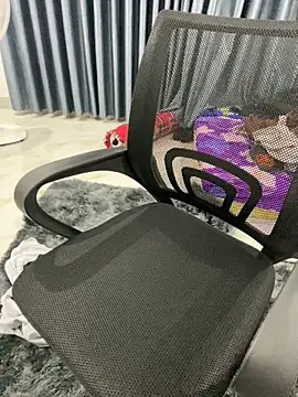 xiao men online show from December 16, 2025, 6:35 pm