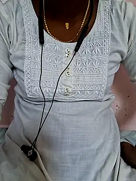 Tamil Laksh online show from December 18, 2025, 5:57 am