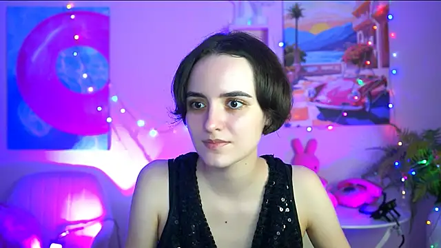 KateWillows online show from November 29, 2025, 12:19 pm