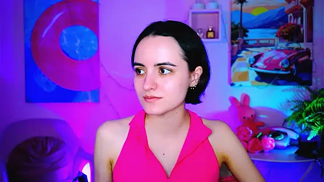 KateWillows online show from February 16, 2026, 4:52 am