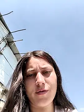 sammyyblondee online show from December 15, 2025, 3:16 pm