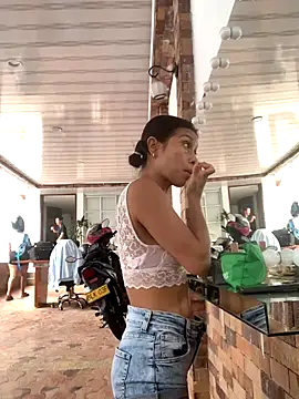 AnitaDuque online show from December 2, 2025, 1:17 pm