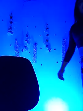 Emy cutee online show from January 19, 2026, 12:53 pm