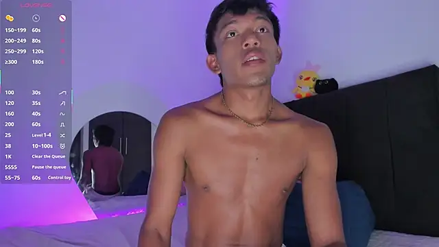 santinaughty online show from March 22, 2026, 4:27 am