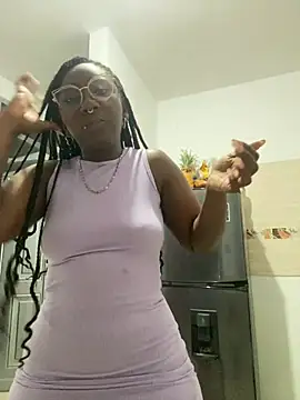 ZahhyGrey online show from April 19, 2026, 11:18 pm