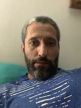 Calientesensible online show from April 9, 2026, 2:11 am