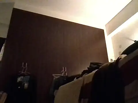 ilove90123 online show from April 22, 2026, 12:07 pm