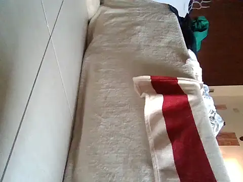 ilove90123 online show from April 23, 2026, 12:12 am