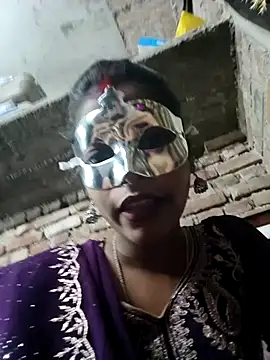 Snapshot of Mahi-Aman chatting on December 18, 2025, 6:19 am Mahi-Aman online show from December 18, 2025, 6:19 am