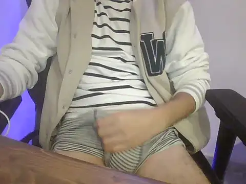 dark blue90 online show from December 2, 2025, 11:04 am