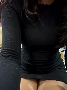 maya00mayaa online show from January 7, 2026, 8:44 pm