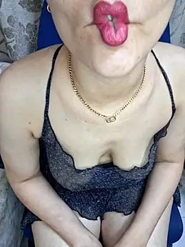 deva-sexy online show from December 18, 2025, 10:38 pm