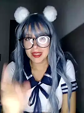 RoxieHart05 online show from June 26, 2026, 3:22 am