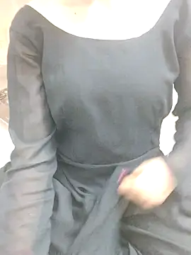 Snapshot of Sizzling_Quinn chatting on April 8, 2026, 2:39 pm Sizzling Quinn online show from April 8, 2026, 2:39 pm