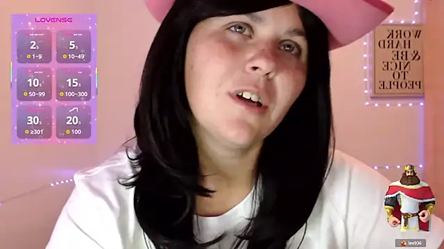 WattledFourth online show from February 11, 2026, 1:32 am