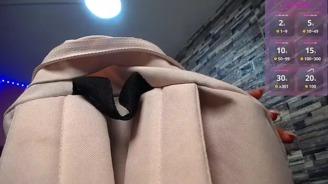 emma petit07 online show from January 16, 2026, 7:51 pm