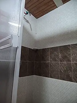 Julia-Blair online show from December 14, 2025, 5:18 pm