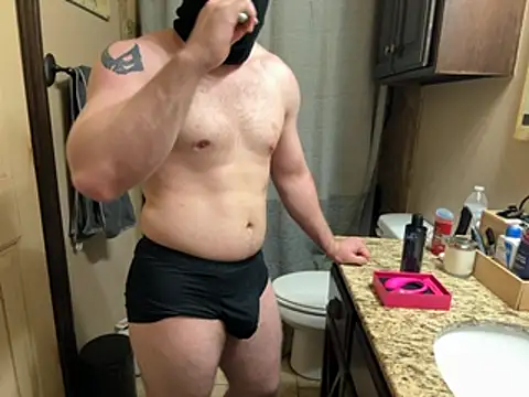 MaskNPlay online show from March 18, 2026, 2:26 am