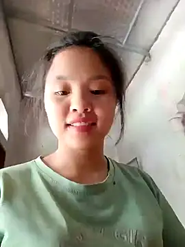 Pretty-haert online show from April 3, 2026, 4:54 am