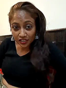 Snapshot of dusky_diva_d chatting on February 3, 2026, 5:40 pm dusky diva d online show from February 3, 2026, 5:40 pm