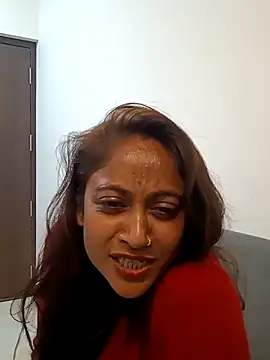 Snapshot of dusky_diva_d chatting on February 9, 2026, 6:34 pm dusky diva d online show from February 9, 2026, 6:34 pm