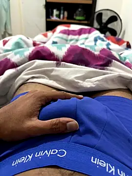 DipKing online show from December 1, 2025, 5:18 pm