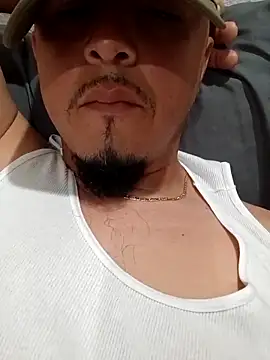 Lalin2323 online show from February 24, 2026, 12:41 am