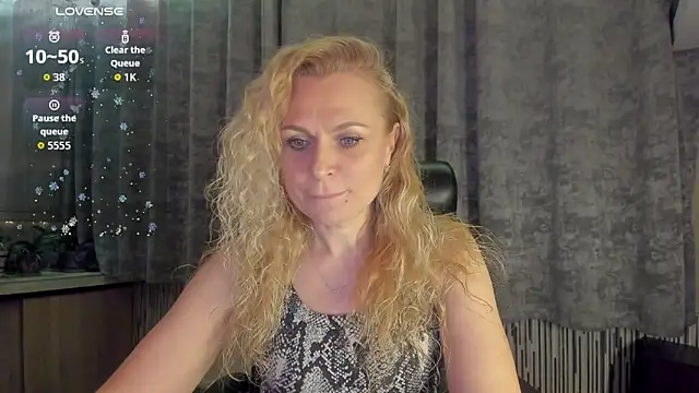 LanaLight x online show from March 3, 2026, 5:08 pm