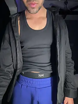 fitboy xxx online show from February 18, 2026, 7:43 pm