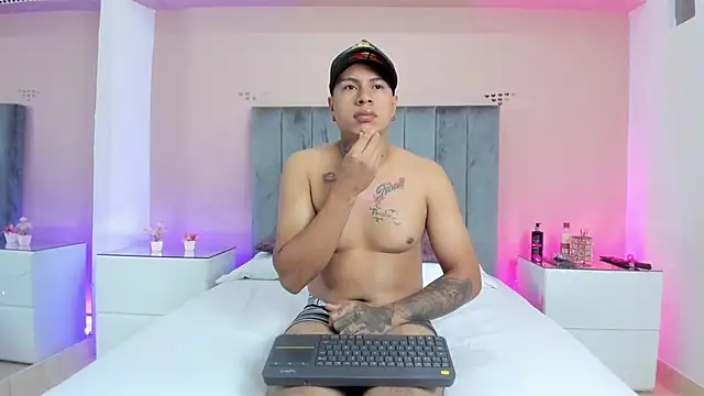 kaylaa sex online show from February 5, 2026, 1:16 pm