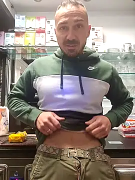 kunzpl online show from December 1, 2025, 3:50 pm