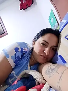 MisNicol online show from January 12, 2026, 1:33 am