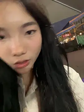 r-u-ok online show from December 2, 2025, 11:11 pm