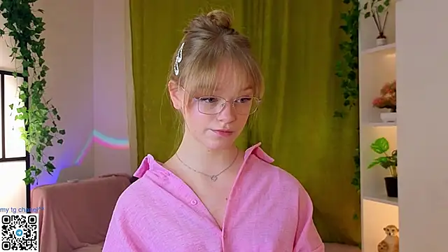 MatthewHoffis online show from April 16, 2026, 8:20 pm