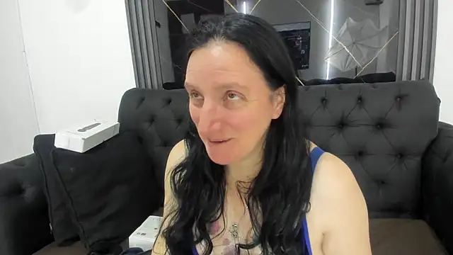 Snapshot of Andre_cloefoxx_ chatting on December 15, 2025, 4:39 am Andre cloefoxx online show from December 15, 2025, 4:39 am