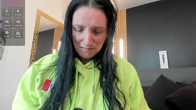 Snapshot of Andre_cloefoxx_ chatting on February 17, 2026, 3:14 am Andre cloefoxx online show from February 17, 2026, 3:14 am