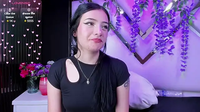 liinzy rouse69 online show from April 1, 2026, 3:20 pm