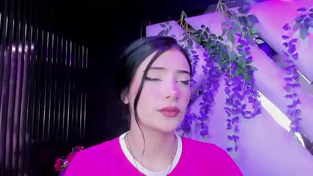 liinzy rouse69 online show from April 8, 2026, 3:45 pm