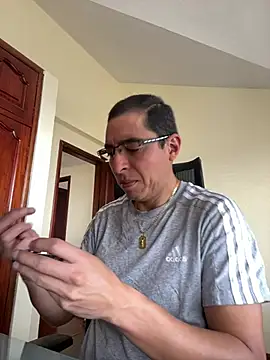 Snapshot of Tu_Principe_Azul36 chatting on May 29, 2026, 3:10 pm Tu Principe Azul36 online show from May 29, 2026, 3:10 pm