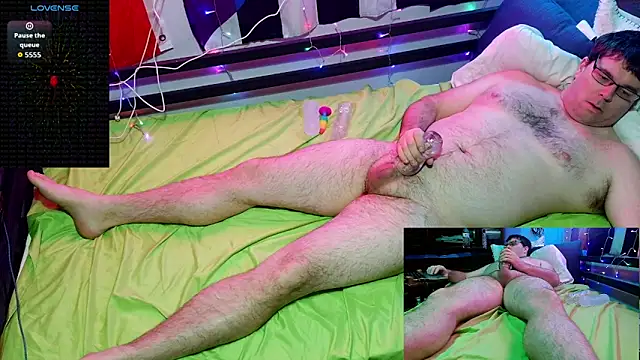 Snapshot of cumfun110@xh chatting on December 3, 2025, 12:40 am cumfun110xh online show from December 3, 2025, 12:40 am