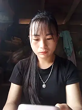 Snapshot of Maiphu34 chatting on May 15, 2026, 12:28 am Maiphu34 online show from May 15, 2026, 12:28 am