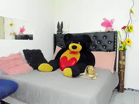 BlakeNoir  online show from April 13, 2026, 12:49 am