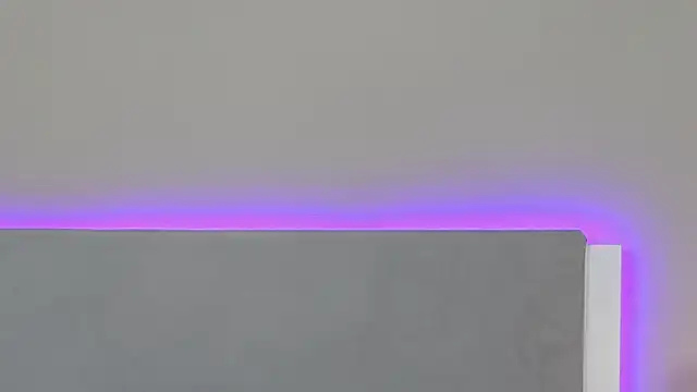 RachaelMils online show from April 4, 2026, 4:00 am