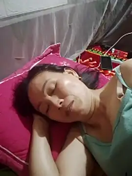 Lili-123k online show from February 28, 2026, 5:41 am