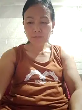 Lili-123k online show from March 27, 2026, 1:11 pm