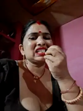 Snapshot of Your-shreya143 chatting on May 20, 2026, 3:18 pm Your-shreya143 online show from May 20, 2026, 3:18 pm