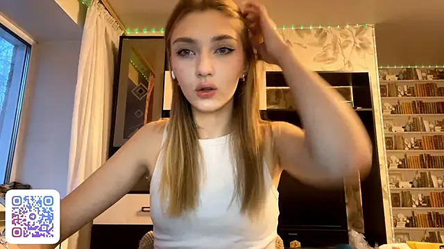 Snapshot of AveryBerkson chatting on December 2, 2025, 10:09 am AveryBerkson online show from December 2, 2025, 10:09 am