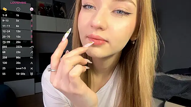 Snapshot of AveryBerkson chatting on February 6, 2026, 9:12 am AveryBerkson online show from February 6, 2026, 9:12 am