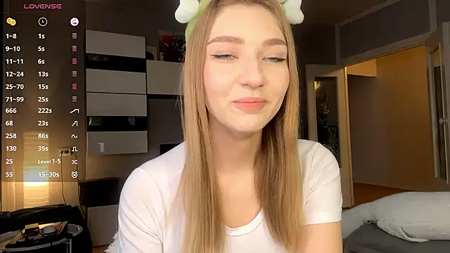 Snapshot of AveryBerkson chatting on February 18, 2026, 4:52 am AveryBerkson online show from February 18, 2026, 4:52 am