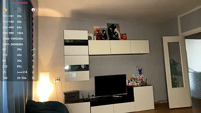 Snapshot of AveryBerkson chatting on February 25, 2026, 10:03 am AveryBerkson online show from February 25, 2026, 10:03 am